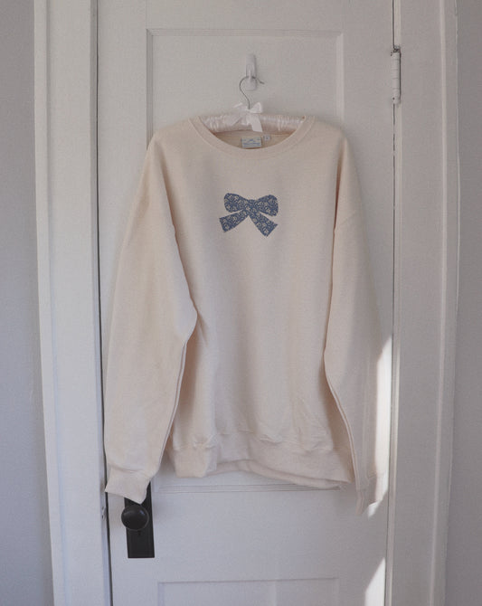 Bow Crewneck